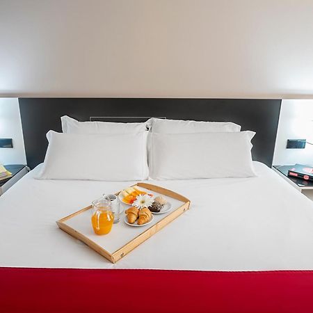Hotel Amadeos - Matosinhos - Porto Екстер'єр фото