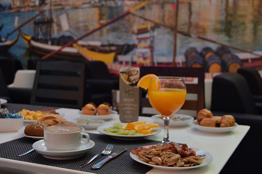 Hotel Amadeos - Matosinhos - Porto Екстер'єр фото