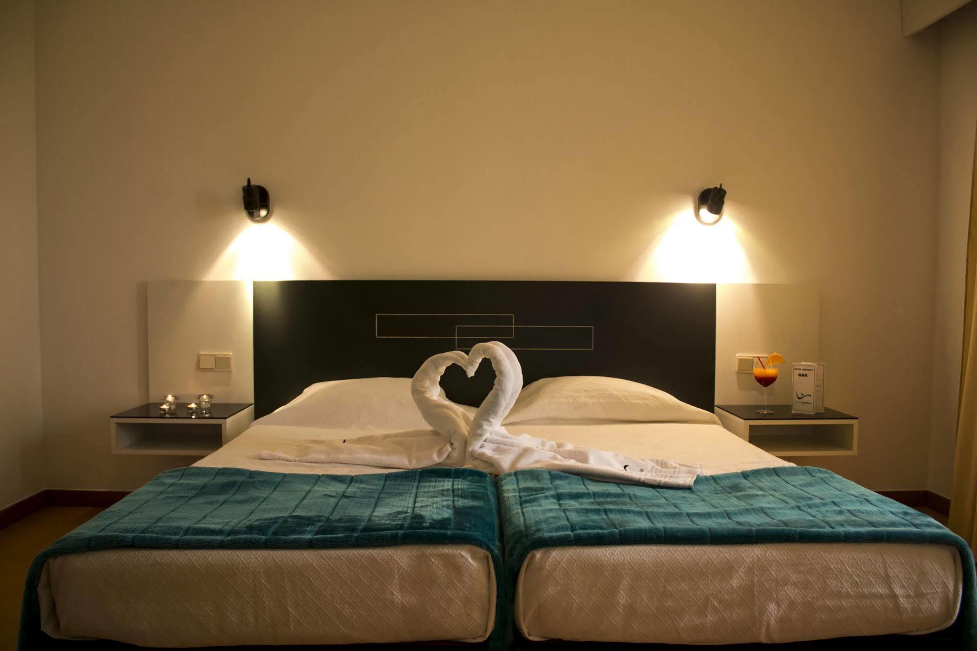 Hotel Amadeos - Matosinhos - Porto Екстер'єр фото