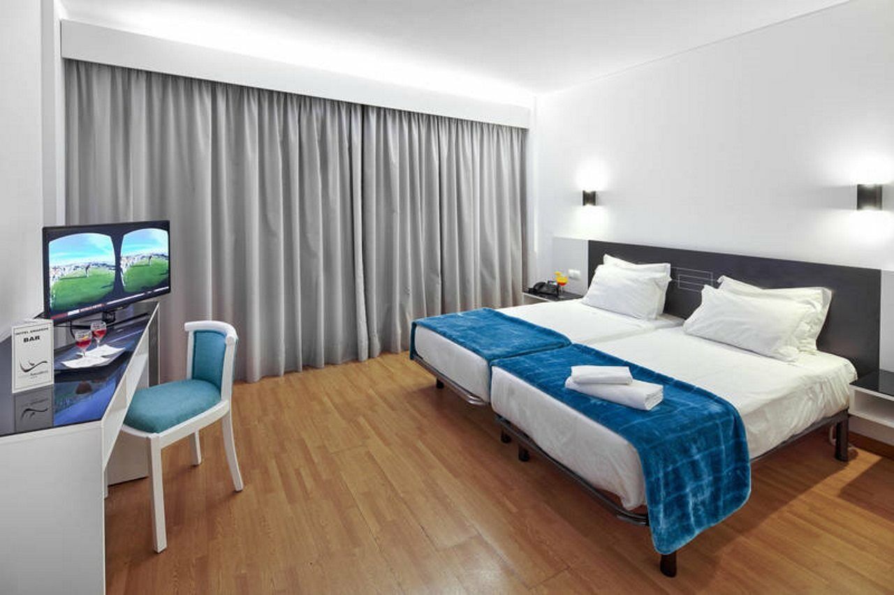 Hotel Amadeos - Matosinhos - Porto Екстер'єр фото